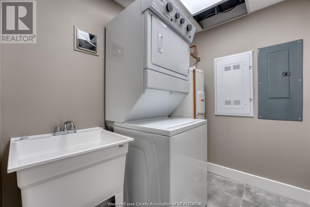 4578 Huron Church Line ROAD Unit# 208, #208