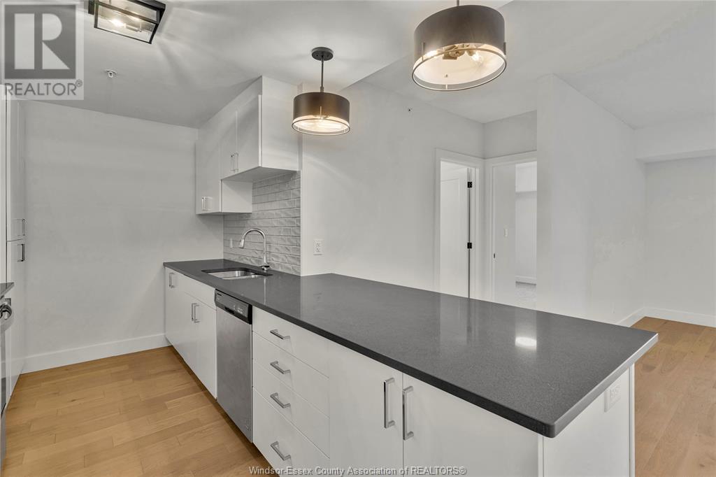 2550 SANDWICH WEST PARKWAY Unit# 402, #402