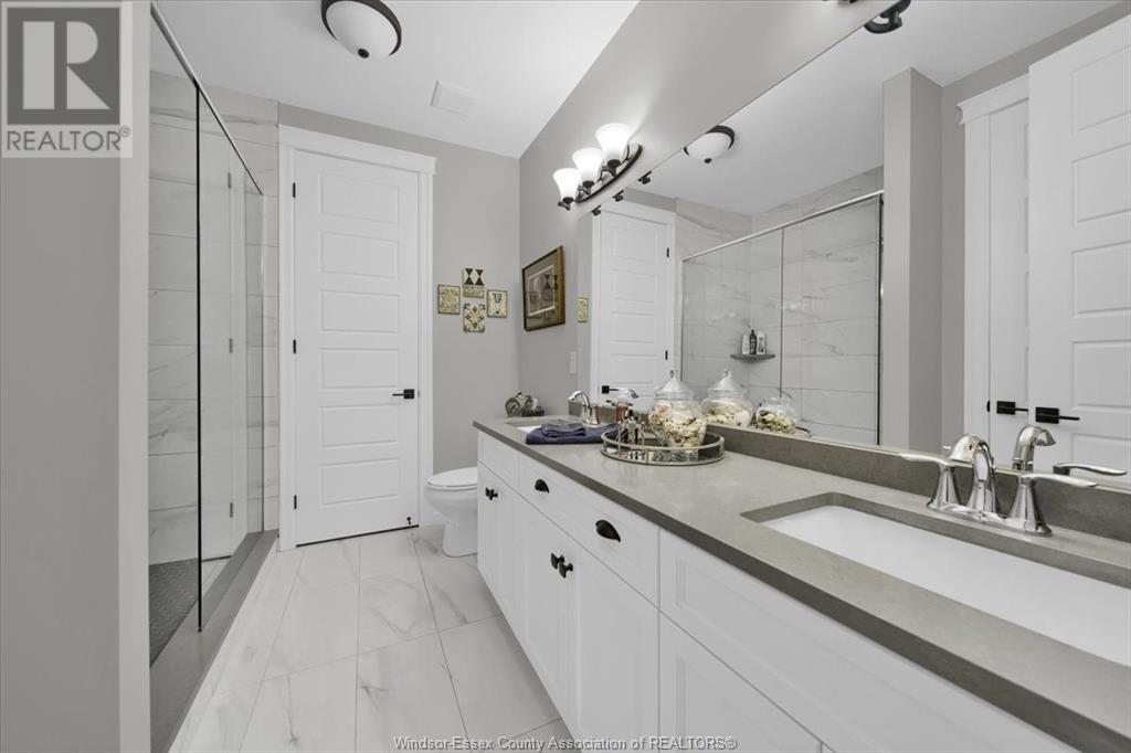 389 Brunmar CRESCENT