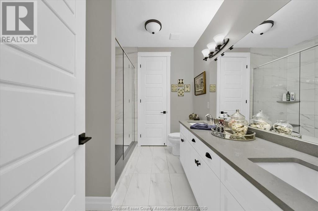 389 Brunmar CRESCENT