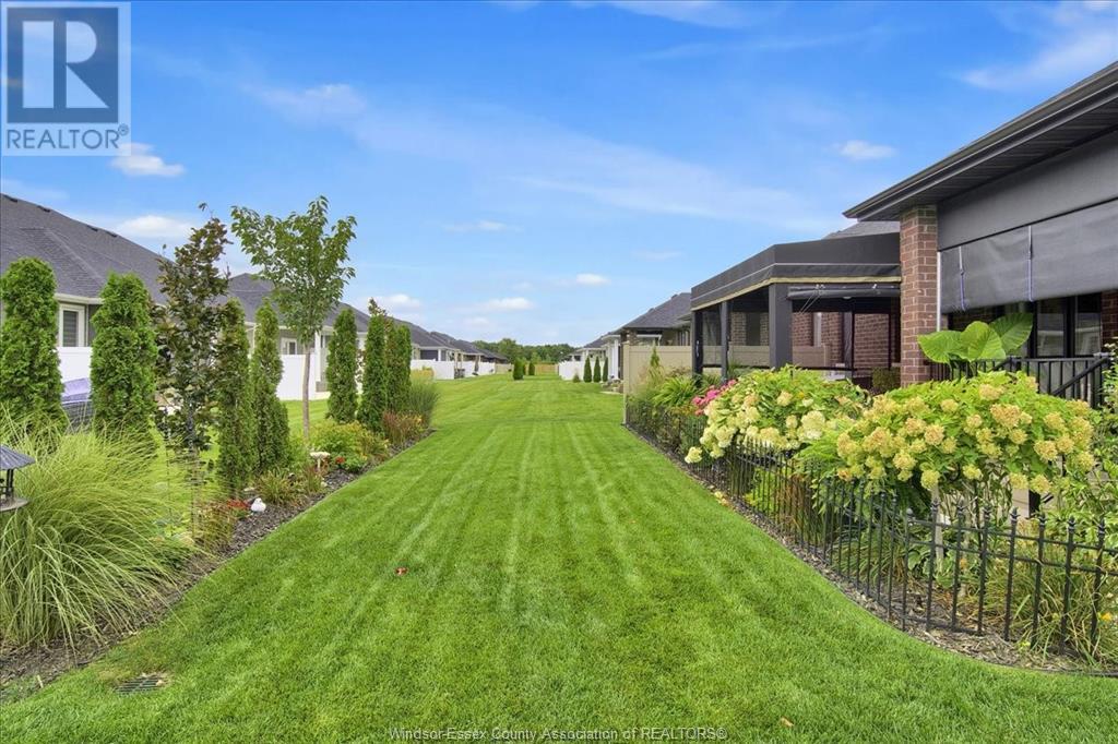 389 Brunmar CRESCENT