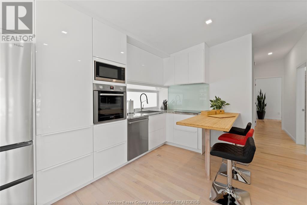 76 Queen STREET Unit# UPPER UNIT, #UPPER UNIT