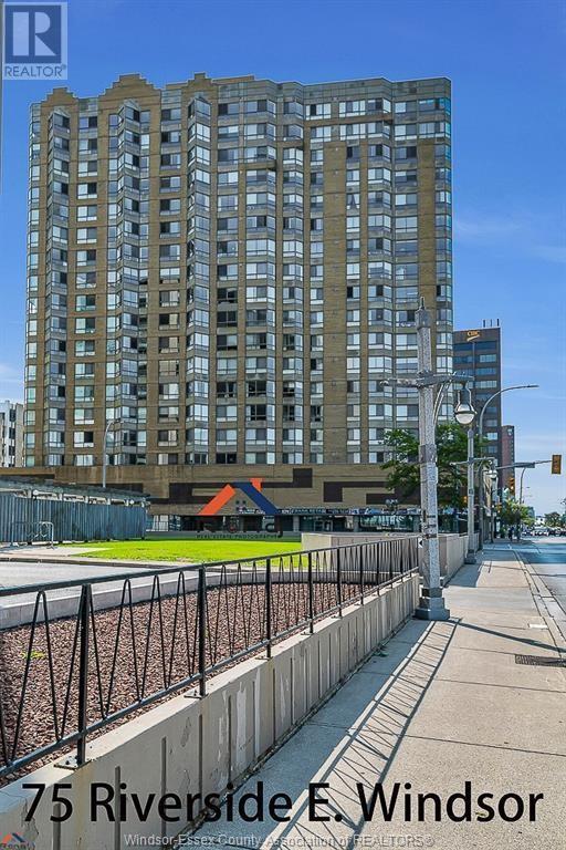 75 RIVERSIDE Unit# 1008, #1008