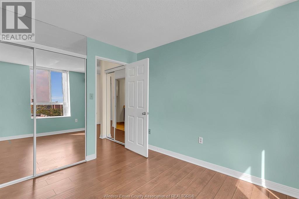 75 RIVERSIDE Unit# 1008, #1008