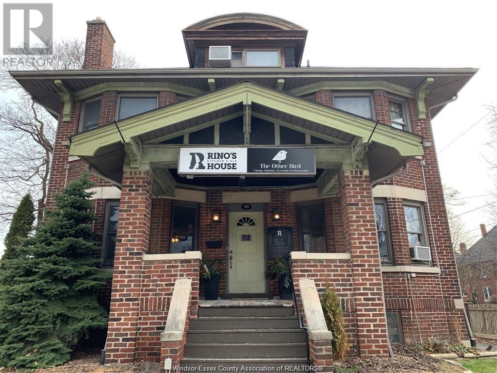 131 ELLIOTT STREET West