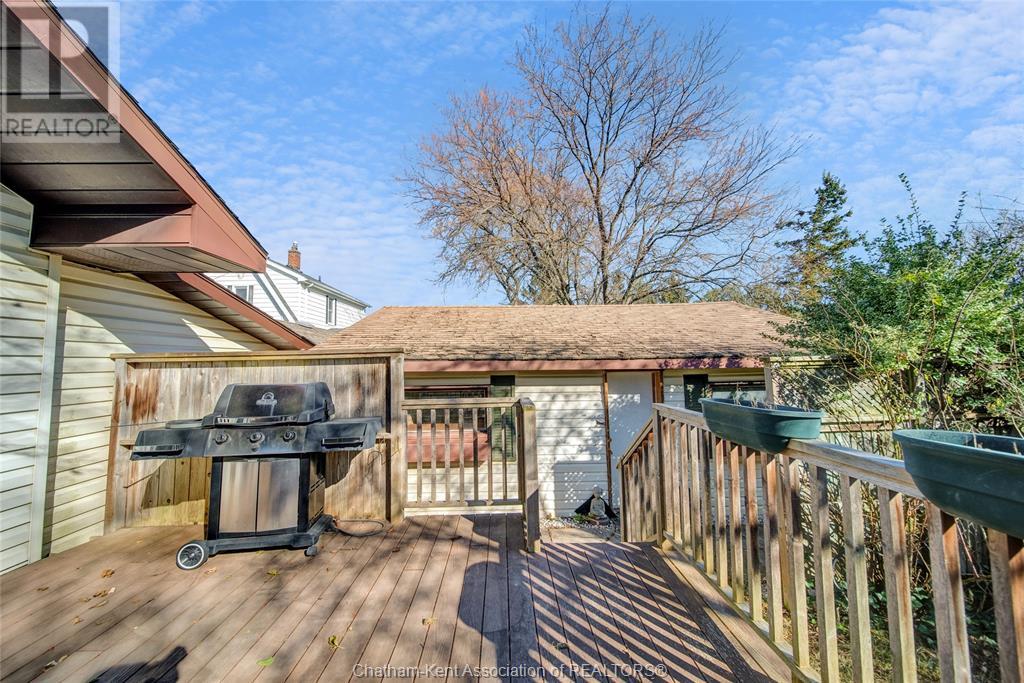 46 OXLEY DRIVE