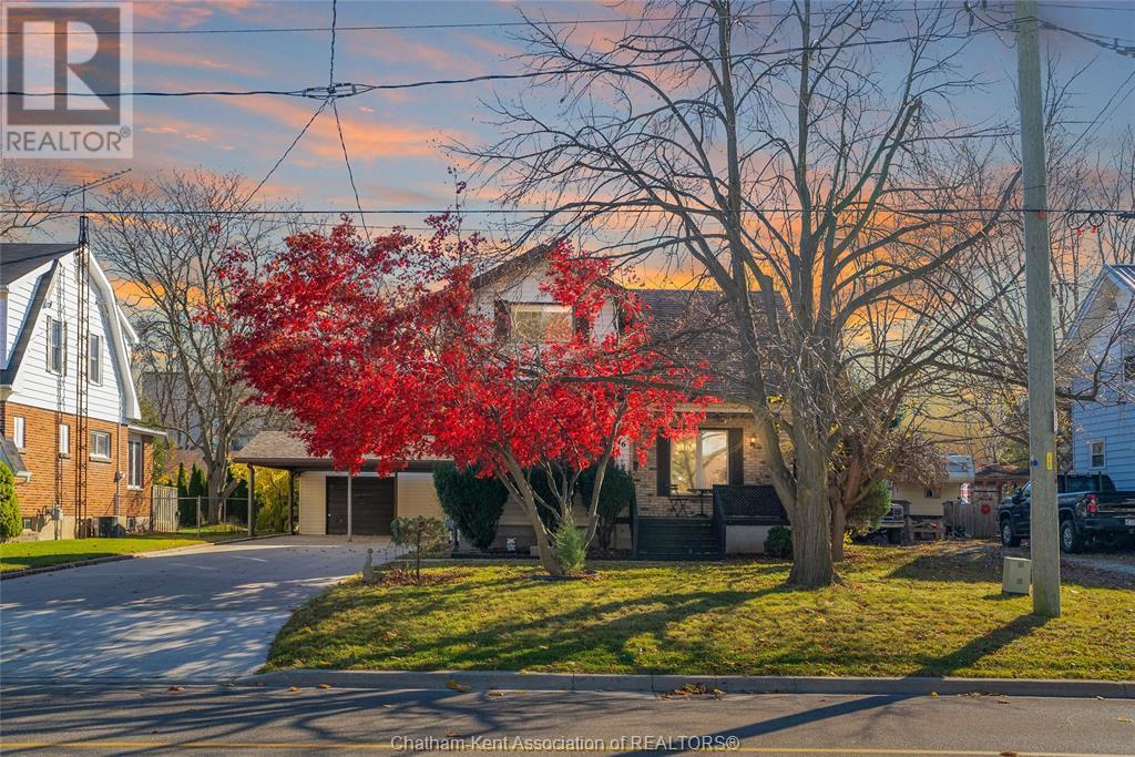 46 OXLEY DRIVE