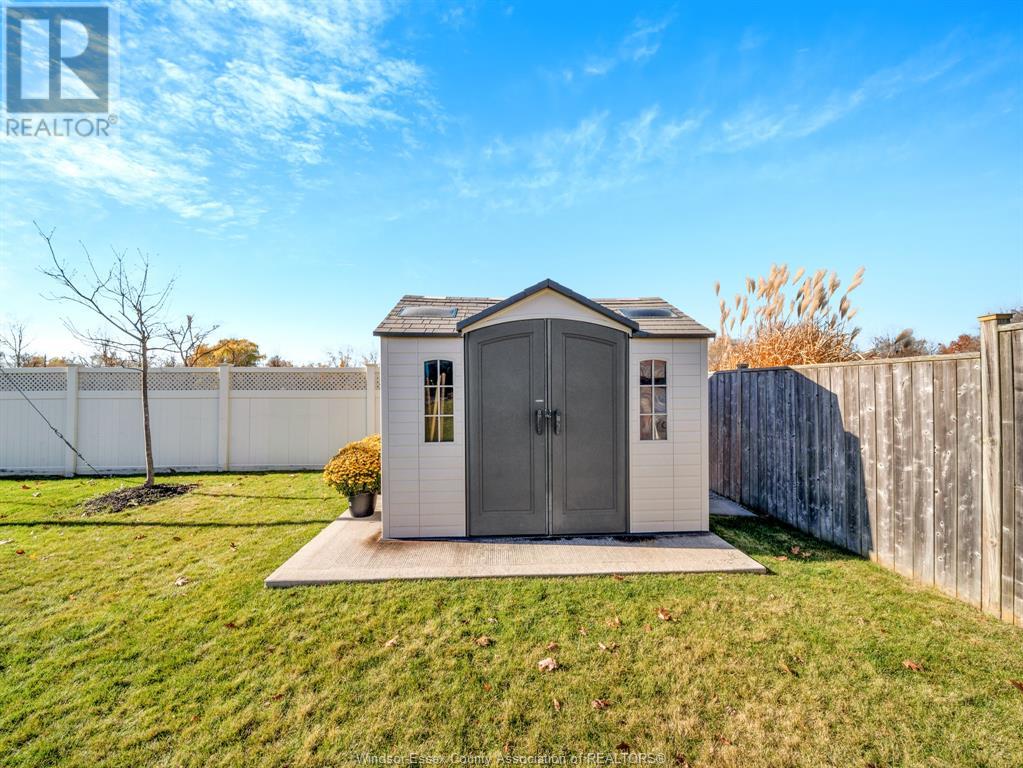 35 MARTIN CRESCENT