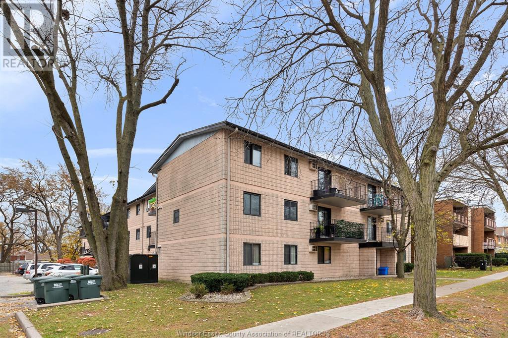 3355 SANDWICH STREET Unit# 203, #203