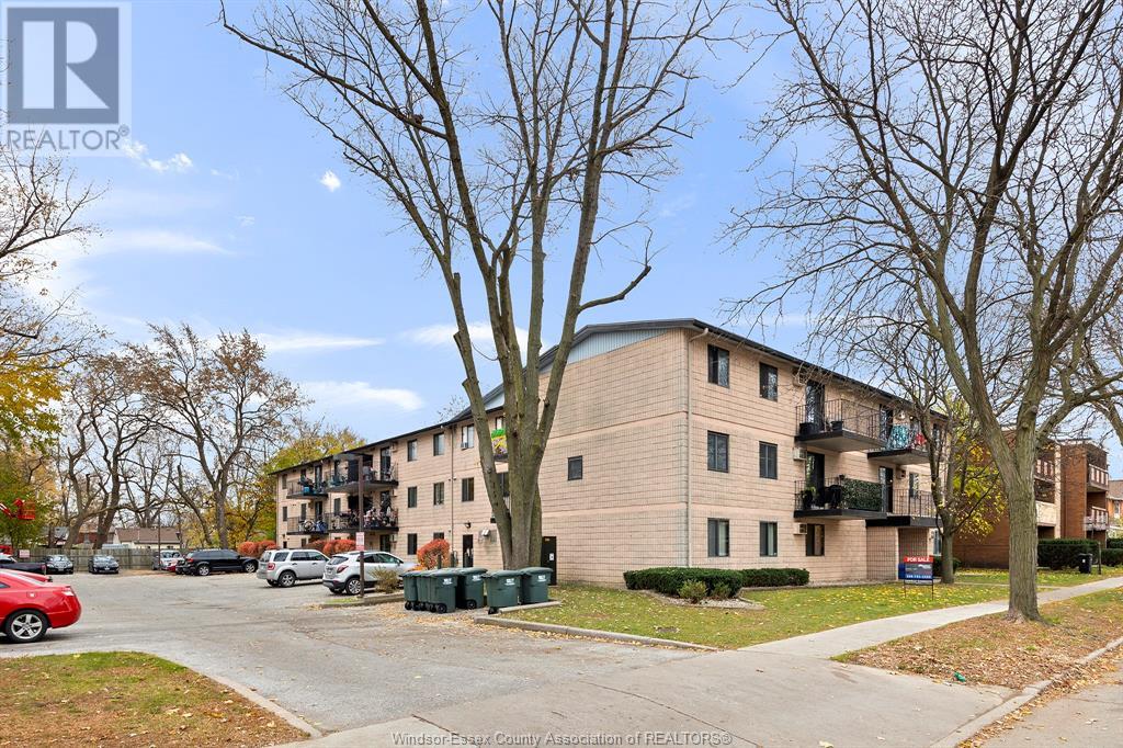 3355 SANDWICH STREET Unit# 203, #203