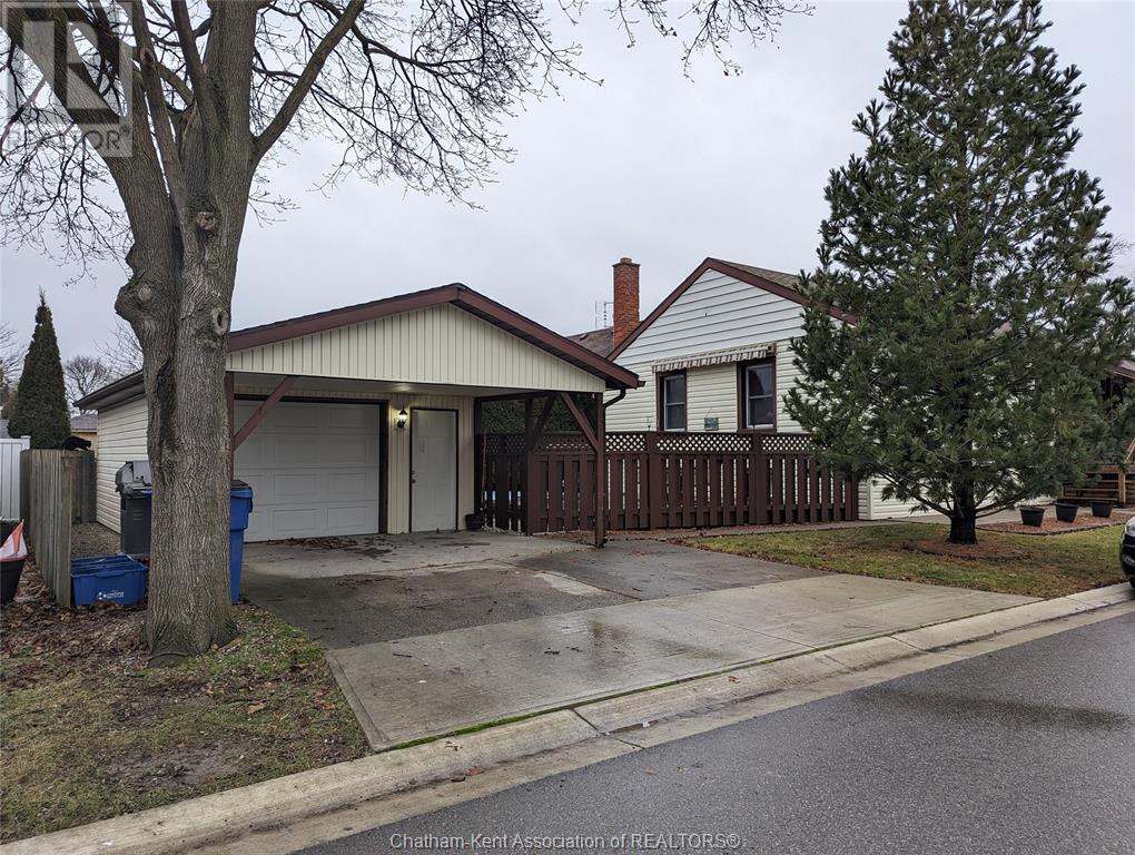 78 Kerr AVENUE, (MLS® 7351522) See this property for sale in , Chatham