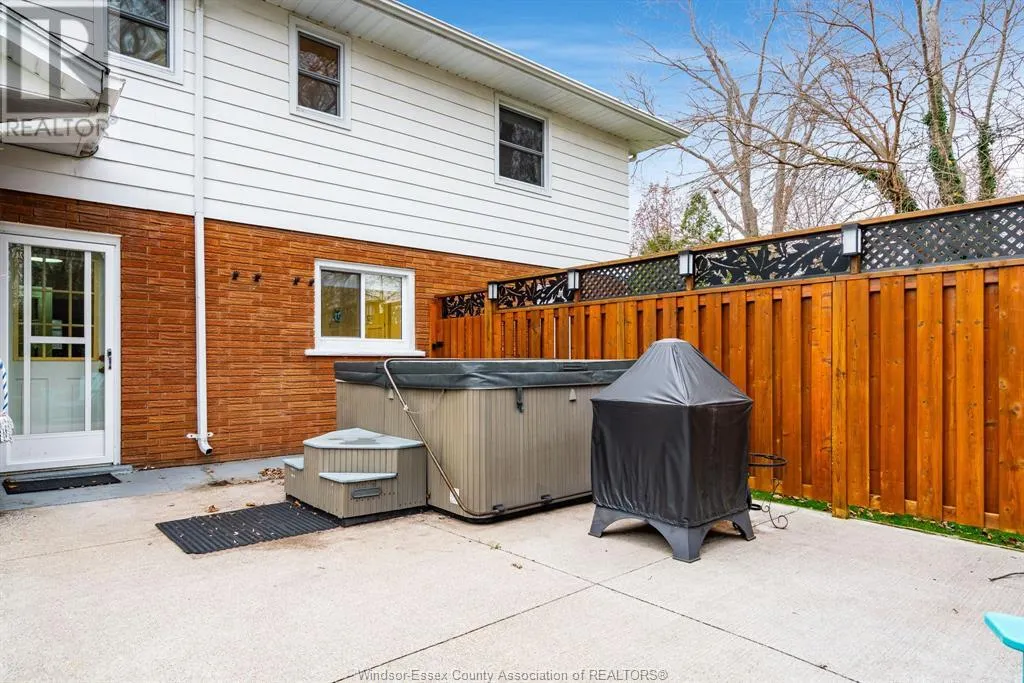 77 Prince Albert STREET North