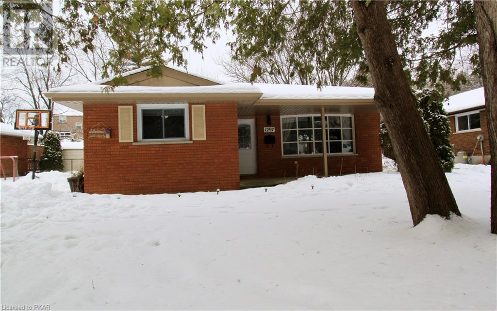 1297 HILLIARD STREET, (MLS® 3785751) See this property for sale in