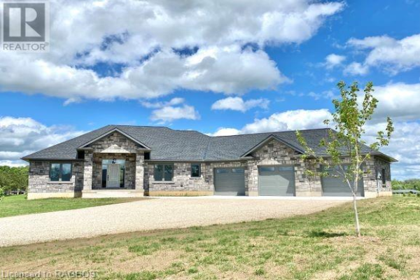 107 MARSHALL HEIGHTS ROAD, West Grey
