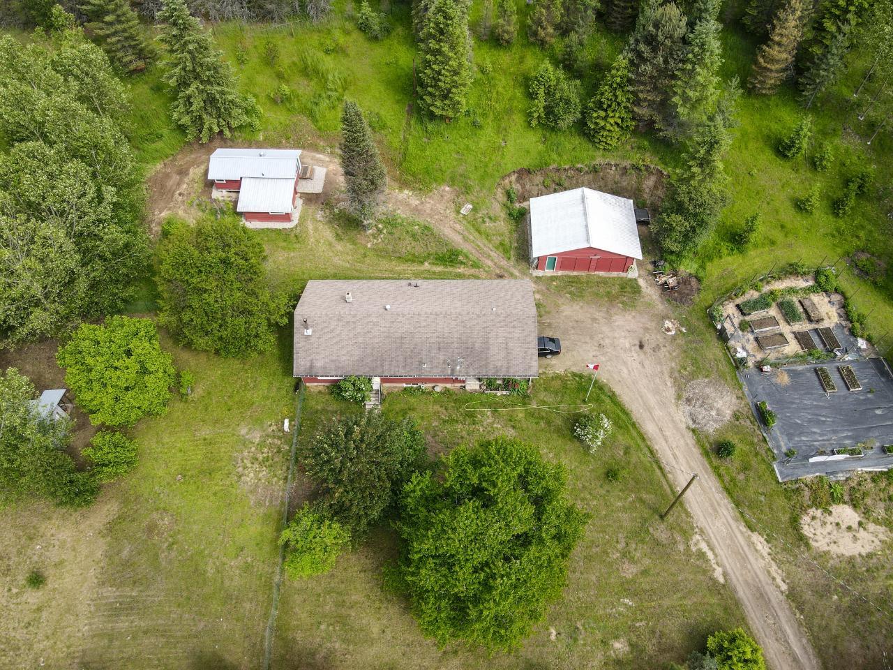 Listing 2465780 - Large Photo # 45