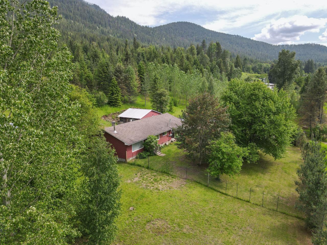 Listing 2465780 - Large Photo # 35