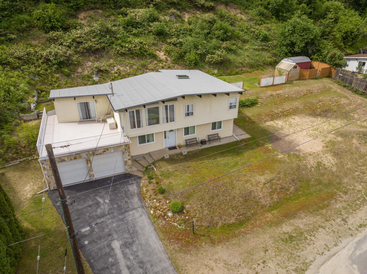 Listing 2469226 - Large Photo # 1