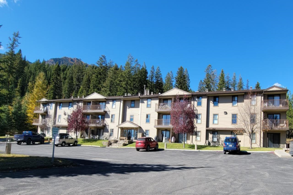 203 - 93 DEERBORNE DRIVE, Elkford