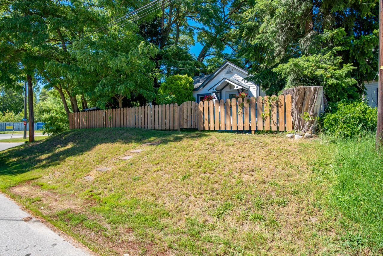 Listing 2470512 - Large Photo # 28
