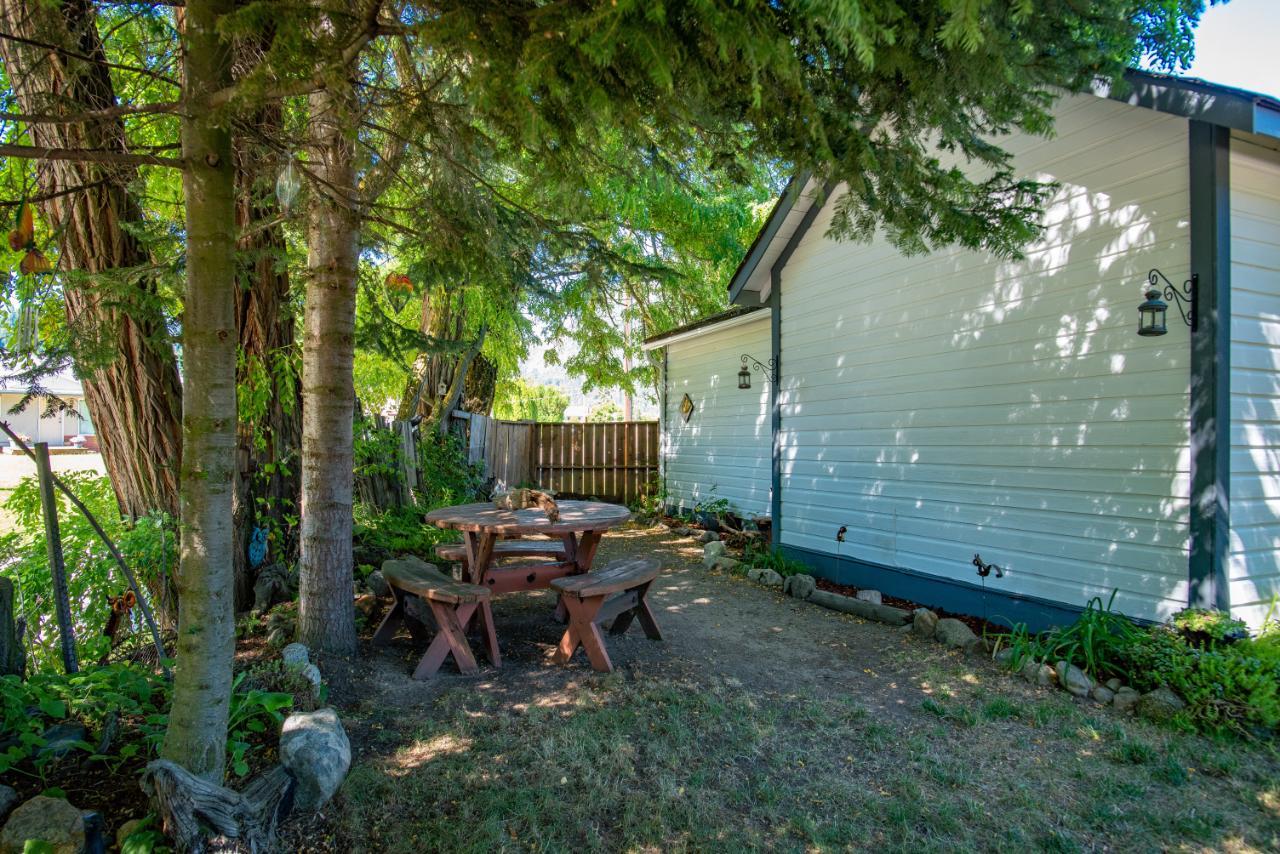 Listing 2470512 - Large Photo # 32