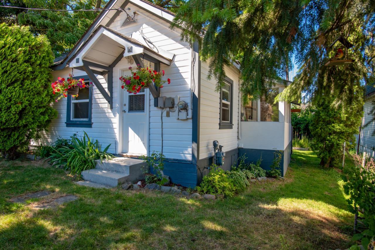 Listing 2470512 - Large Photo # 1