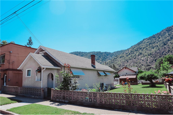 2178 THIRD AVENUE, Trail