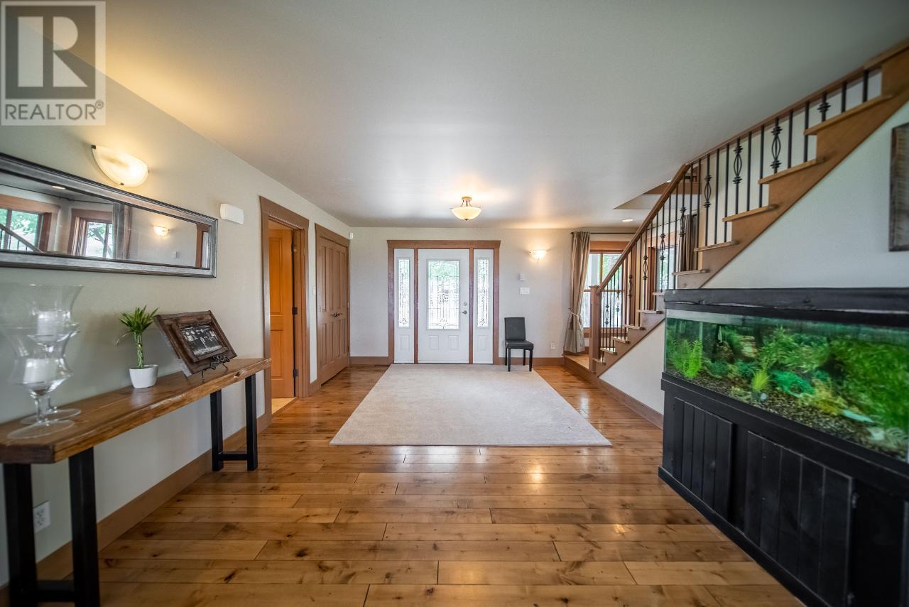 9656 CLEARVIEW ROAD