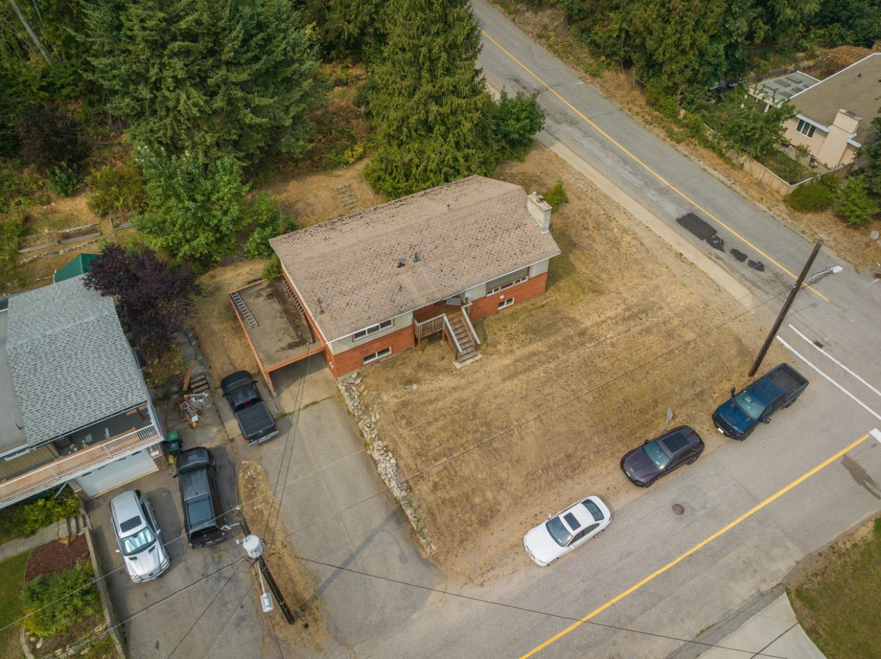Listing 2472938 - Large Photo # 2