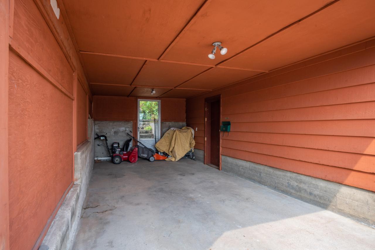 Listing 2472938 - Large Photo # 49