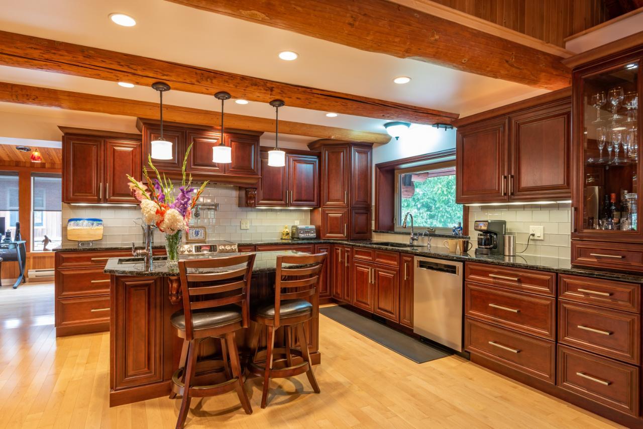 Listing 2472963 - Large Photo # 24