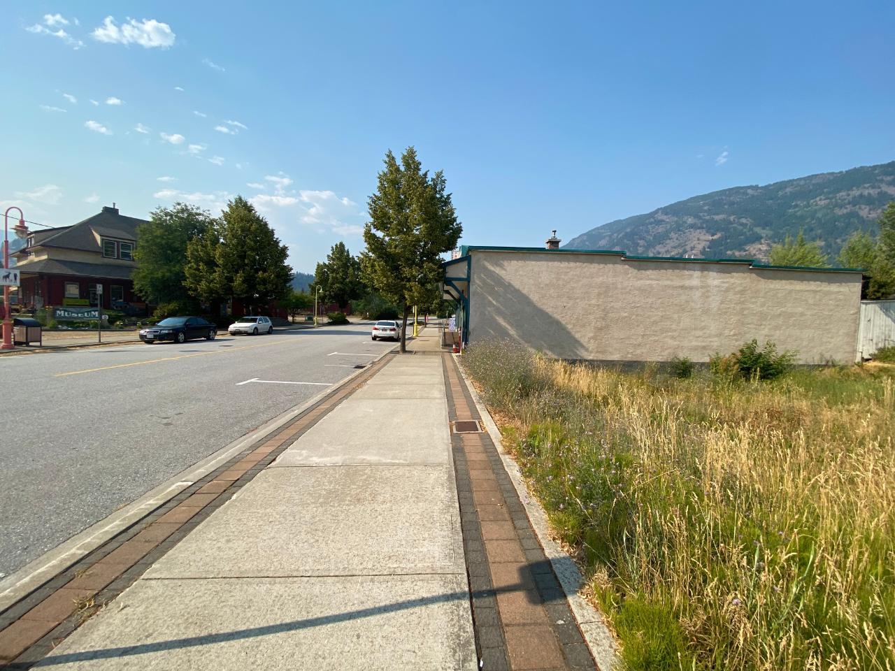 Listing 2473258 - Large Photo # 6