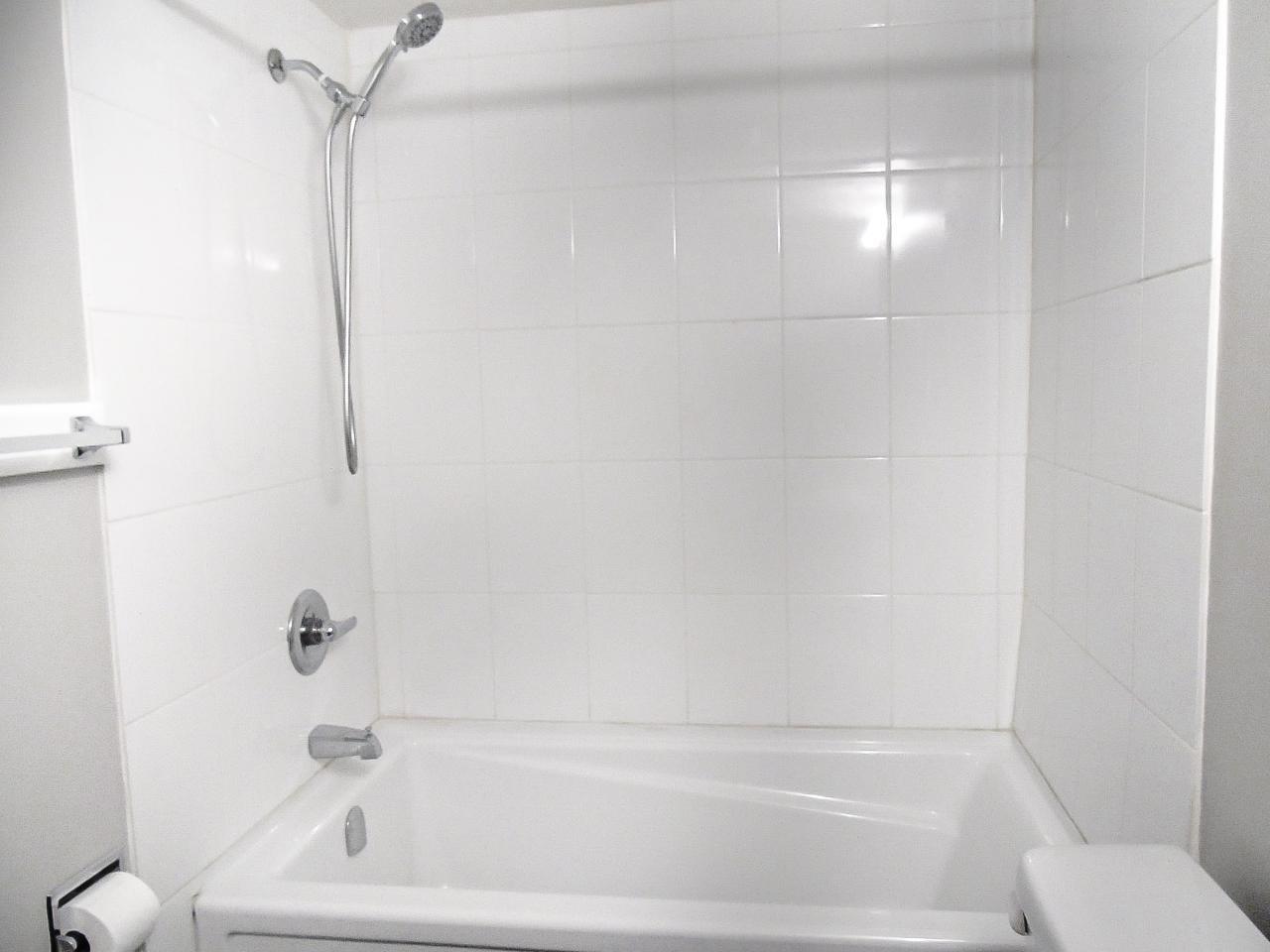102 - 606 18TH AVENUE N, #102