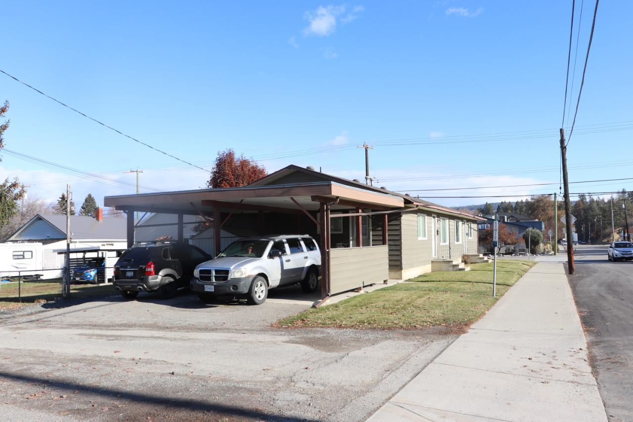 A & B - 43 14TH AVENUE S, #A & B