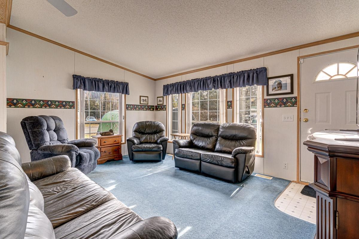 27 - 6272 LOWER ELK VALLEY ROAD, #27