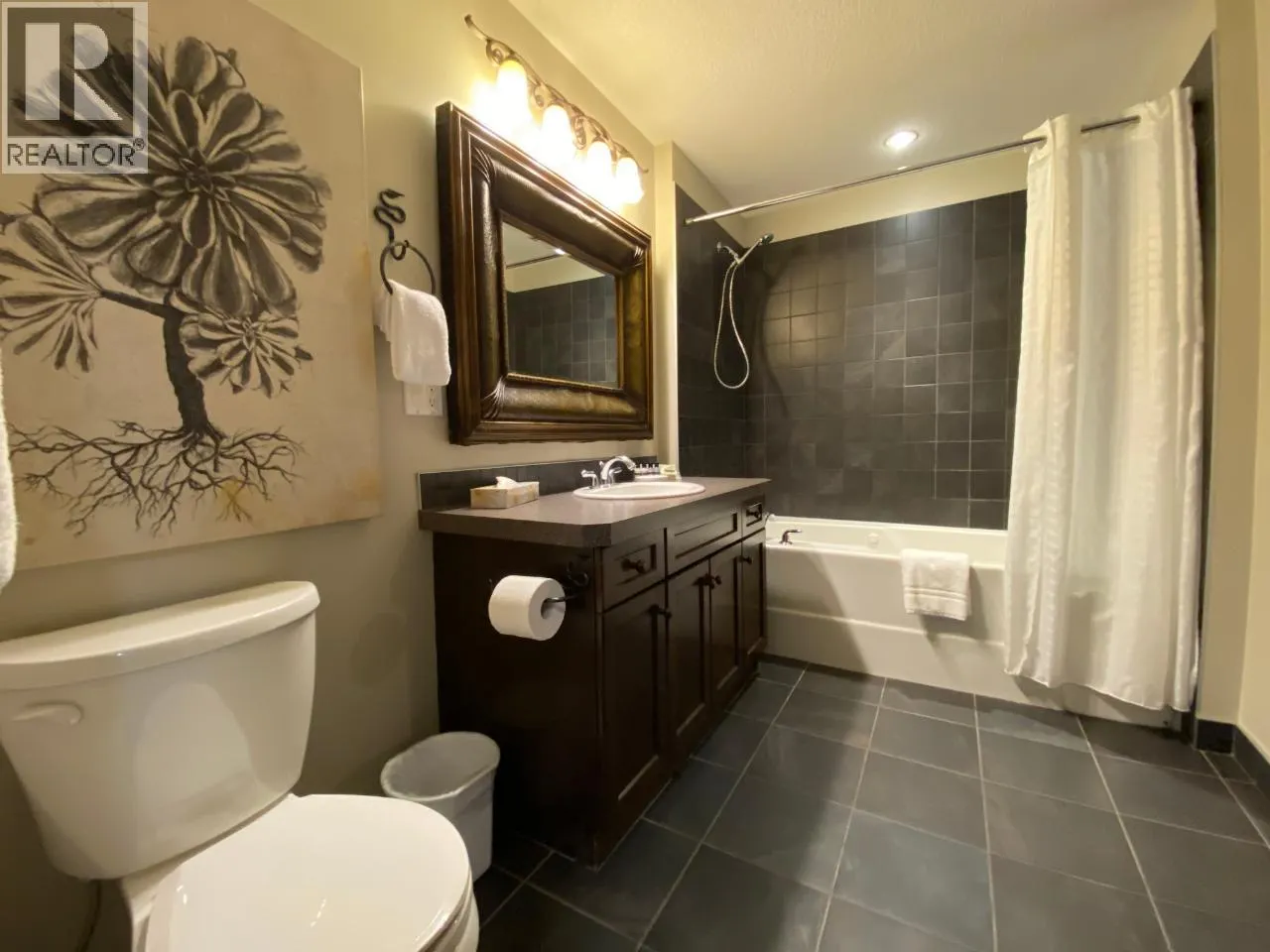 600 BIGHORN Boulevard Unit# 633D