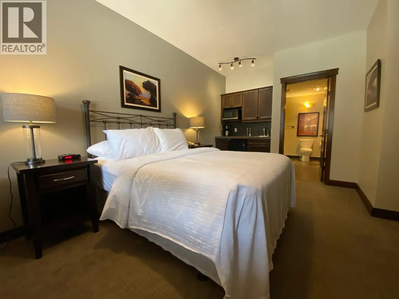 600 BIGHORN Boulevard Unit# 633D