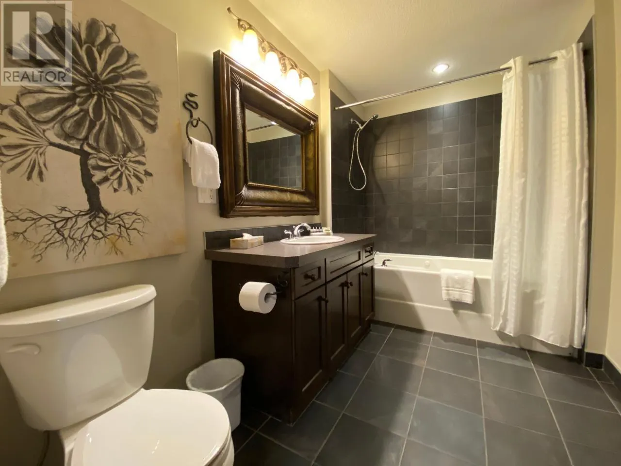 600 BIGHORN Boulevard Unit# 633D