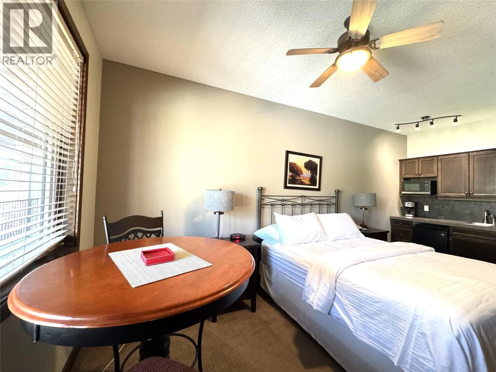 600 BIGHORN Boulevard Unit# 633D