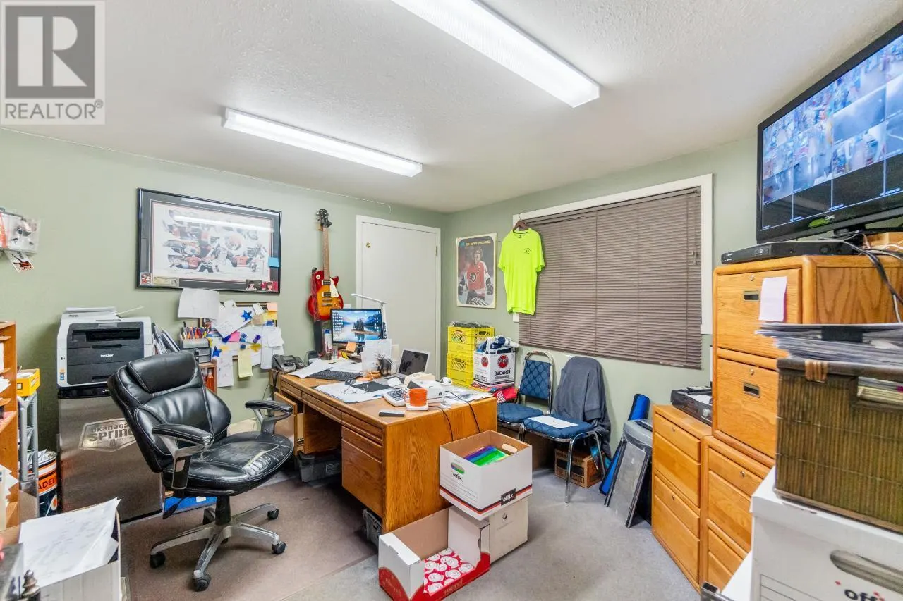 2593 Broadwater Road