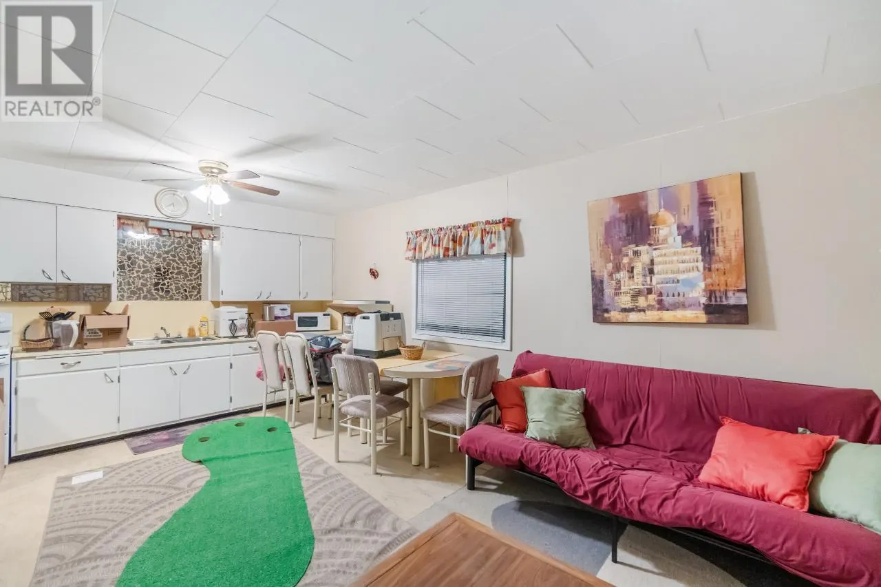 2593 Broadwater Road