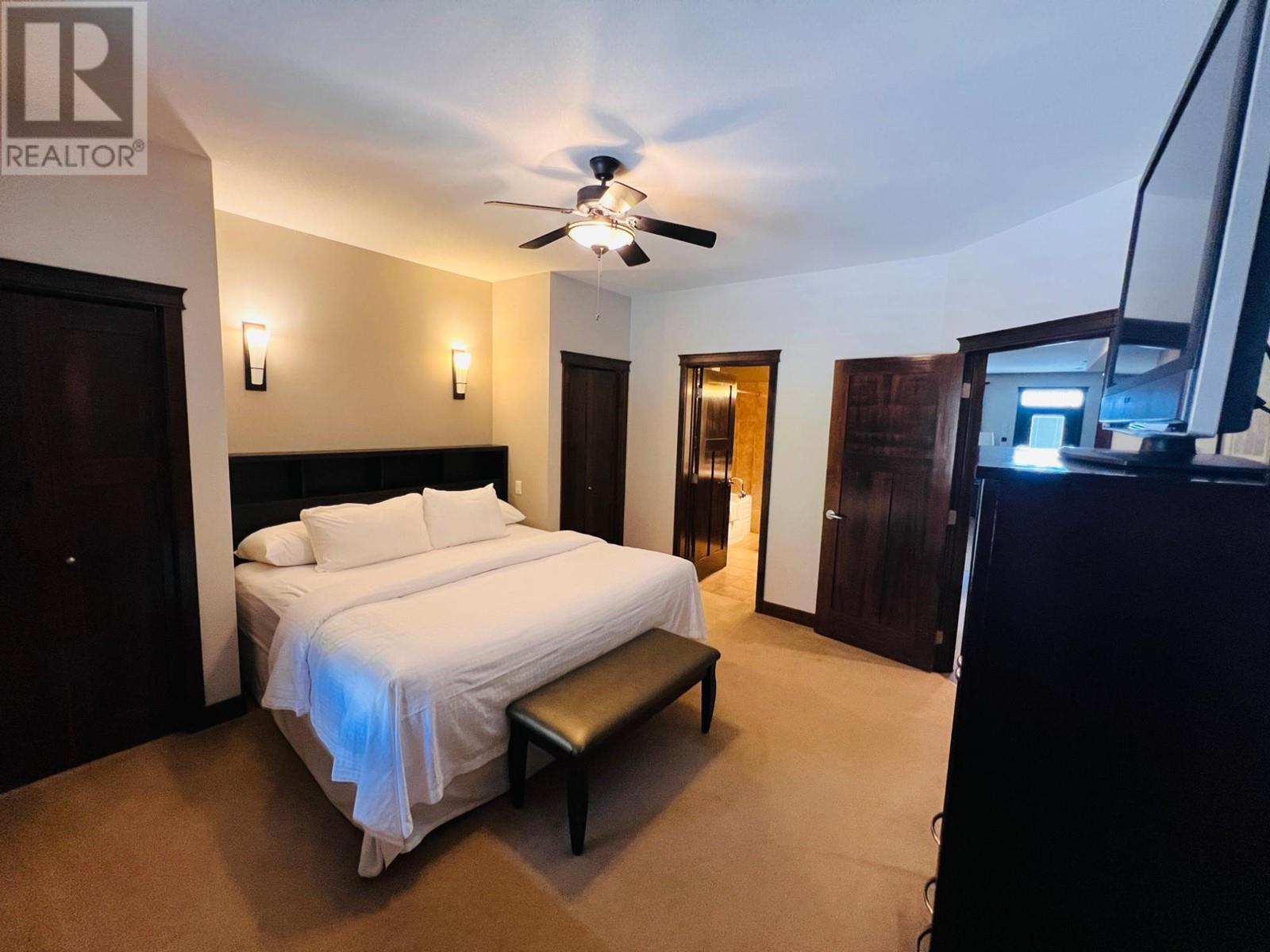 800 BIGHORN Boulevard Unit# 822c