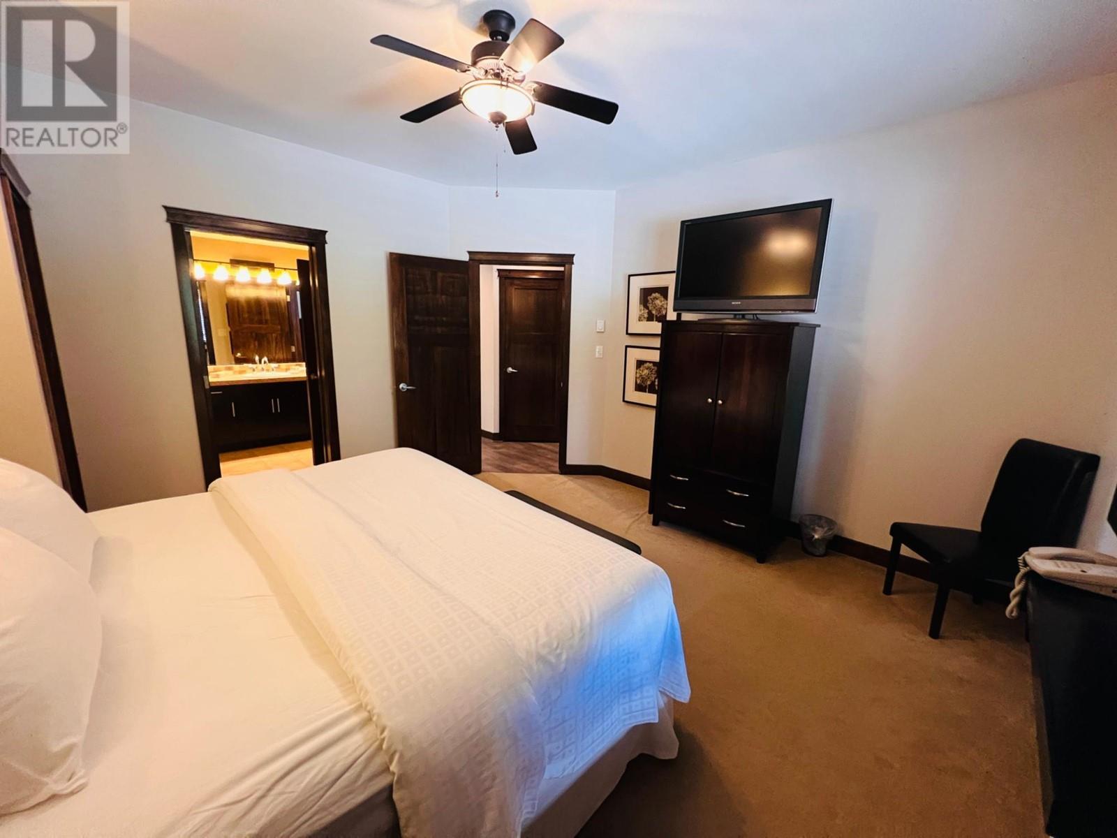 800 BIGHORN Boulevard Unit# 822c