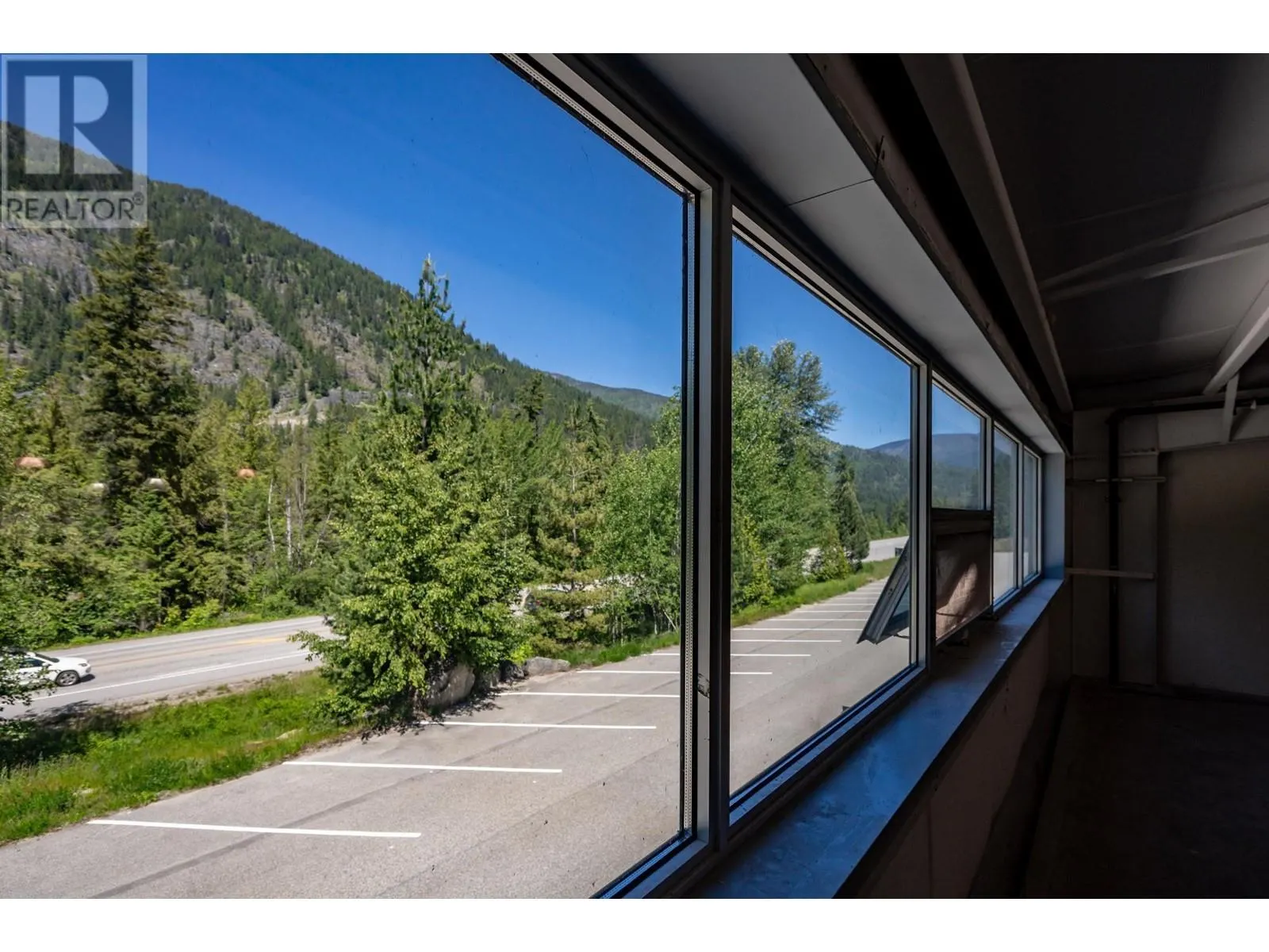 1155 INSIGHT Drive Unit# 15