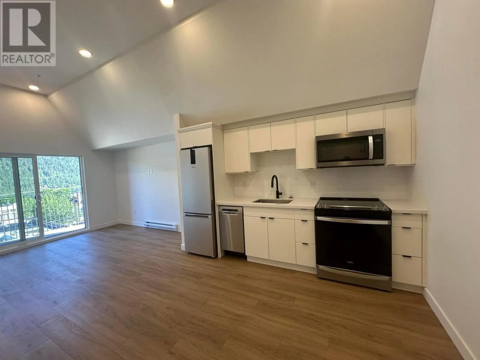 514 VICTORIA Street Unit# 505