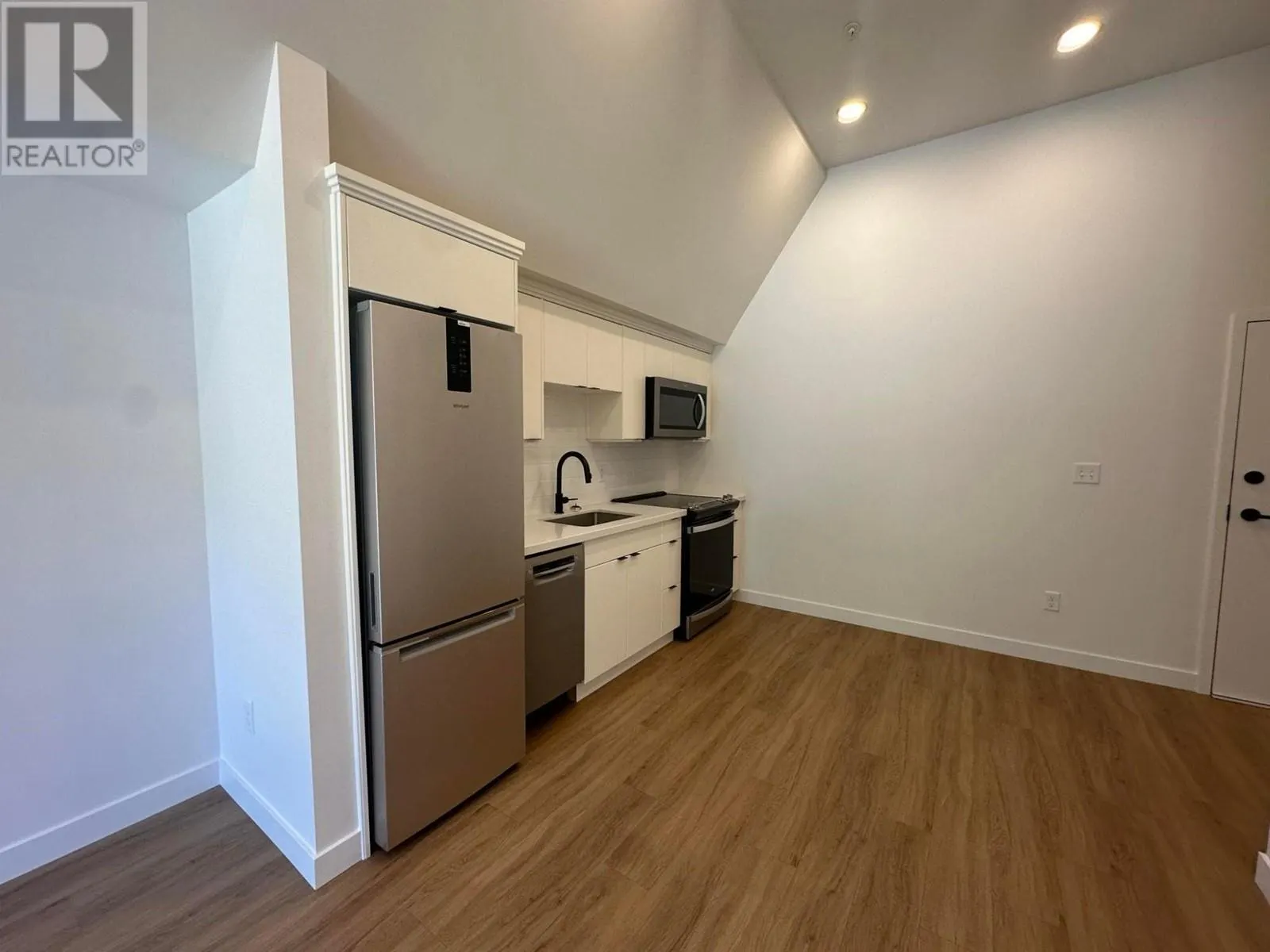 514 VICTORIA Street Unit# 505
