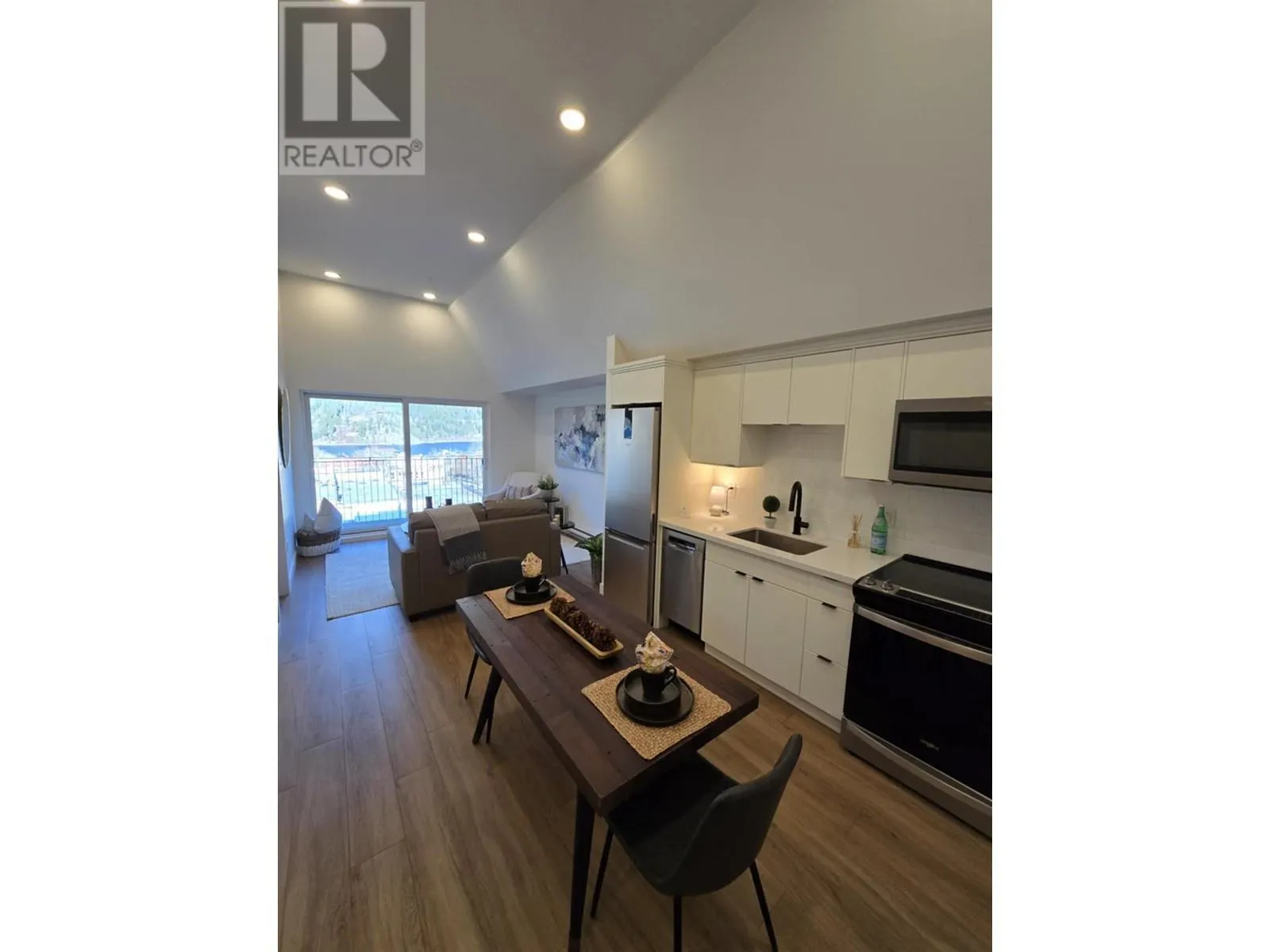 514 VICTORIA Street Unit# 505
