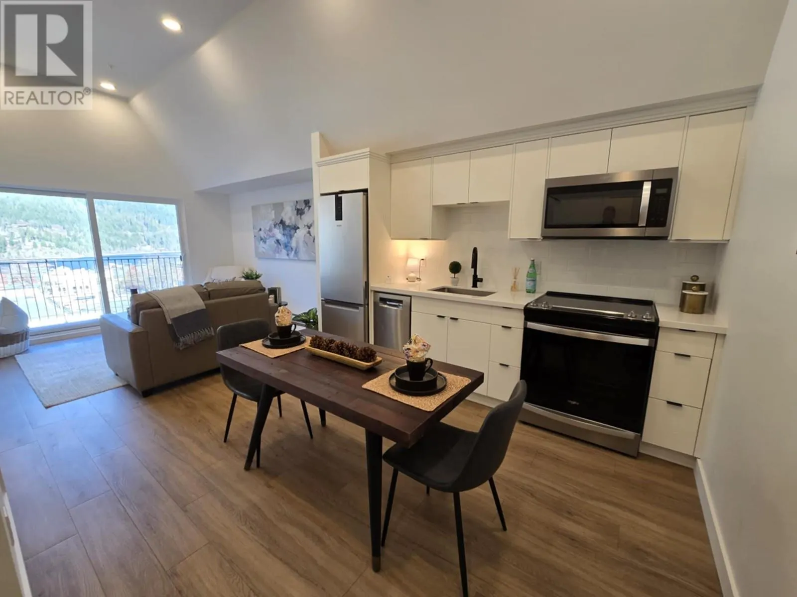 514 VICTORIA Street Unit# 505