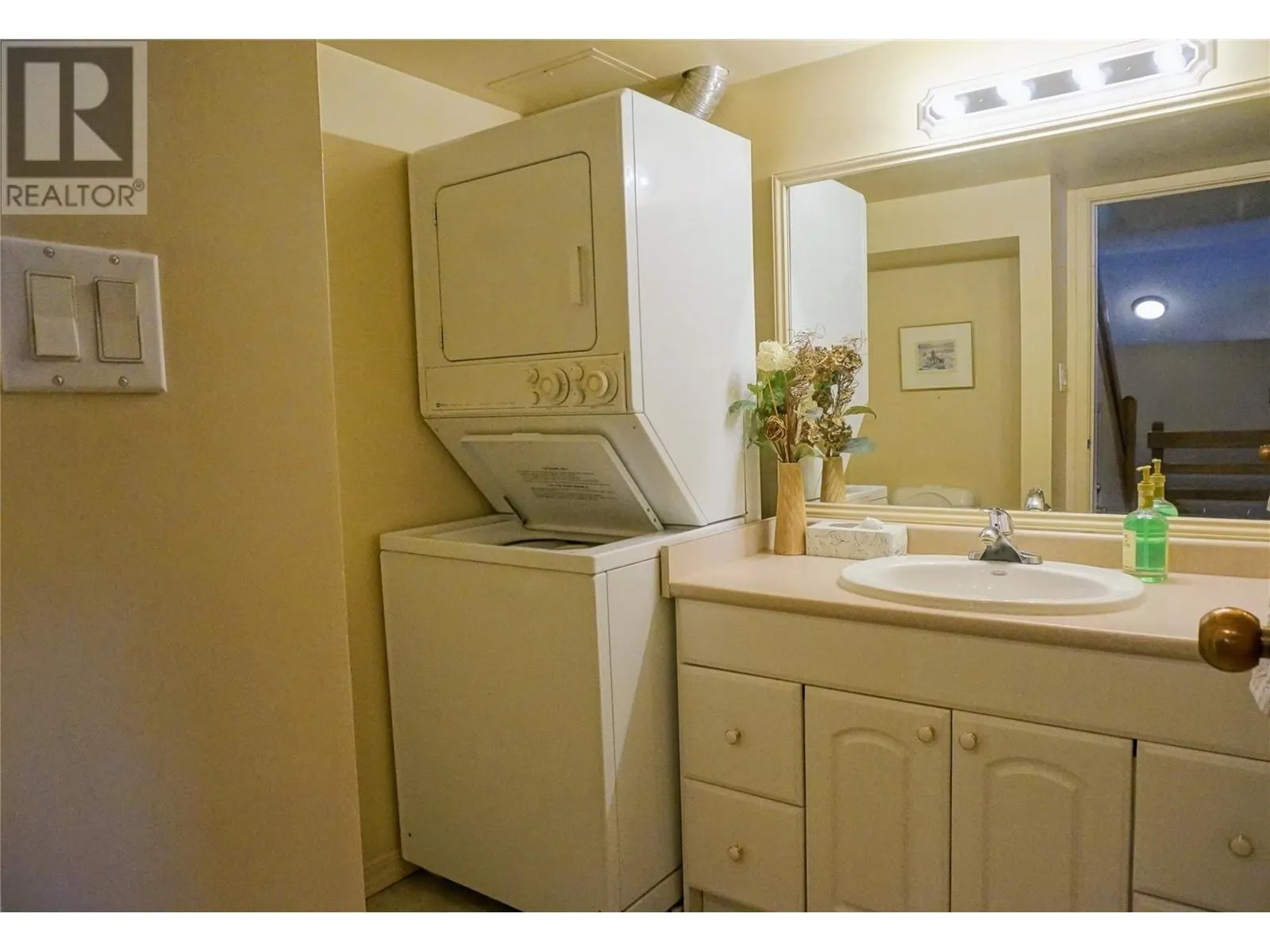 2030 PANORAMA Drive Unit# 1007
