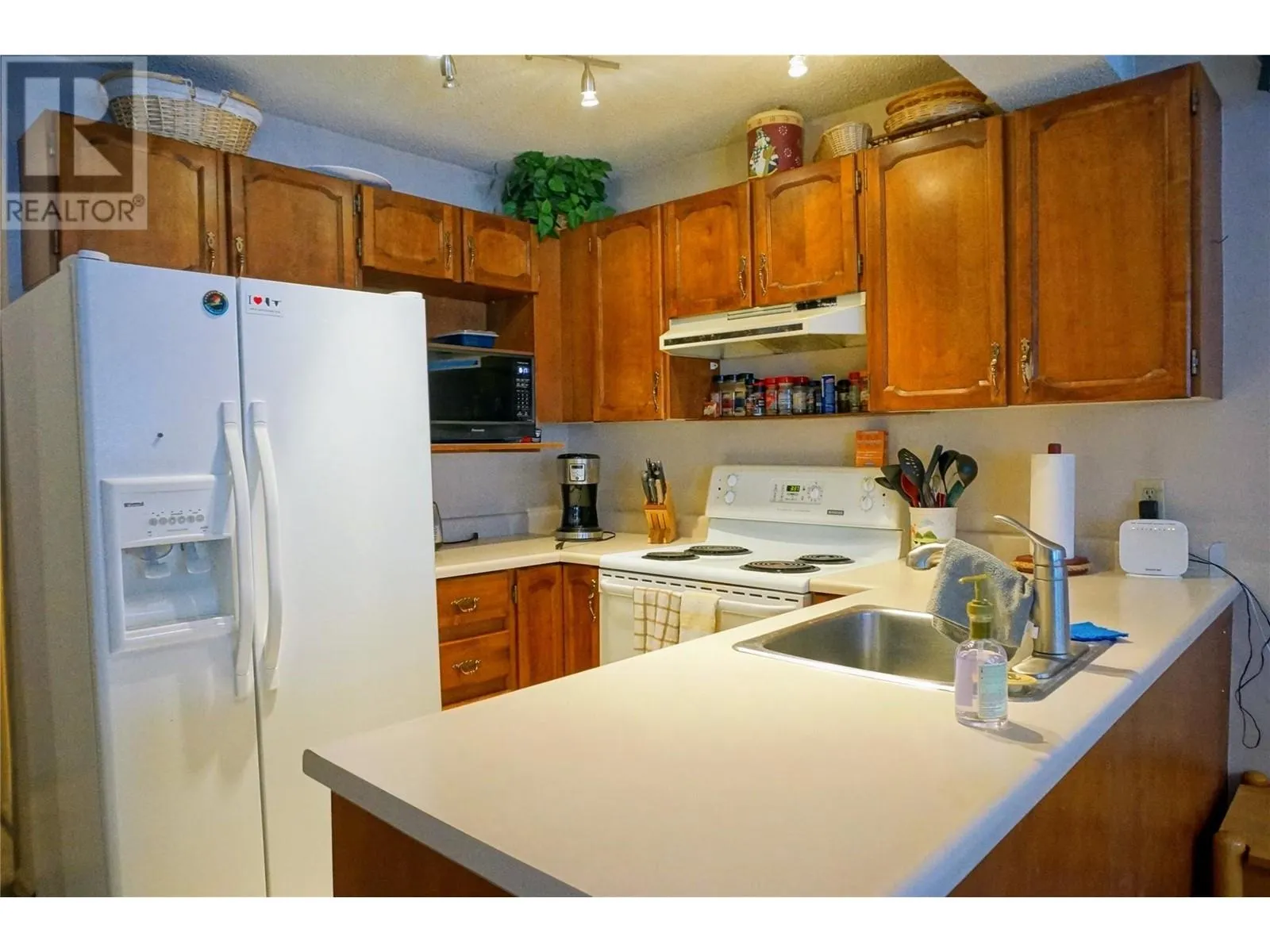 2030 PANORAMA Drive Unit# 1007