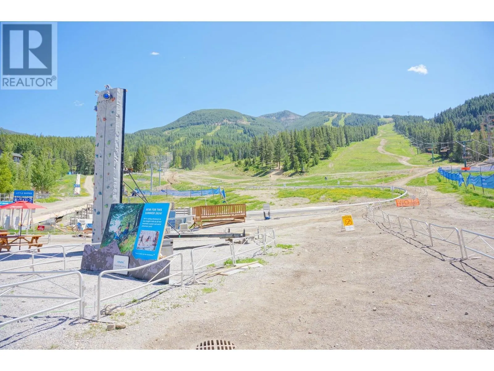 2049 SUMMIT Drive Unit# 314B